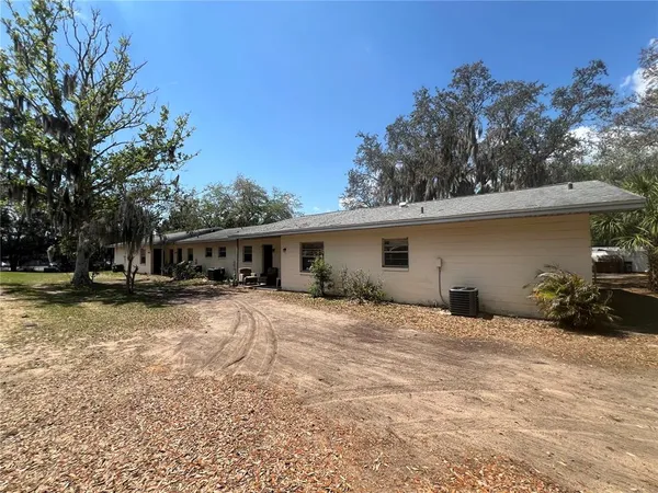 $3,600,000 | 1000 East Caroline Street, Tavares, FL 32778