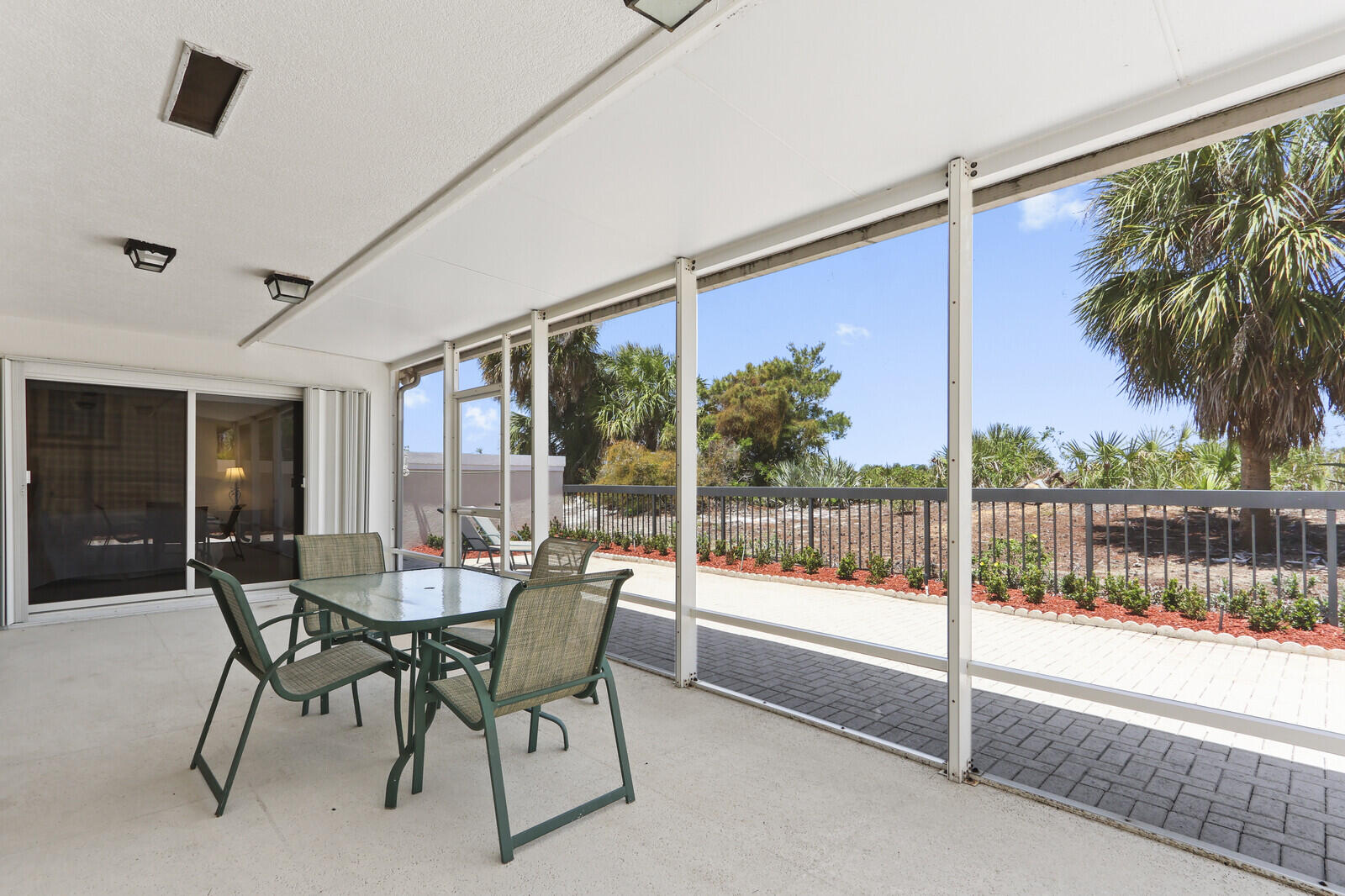 327 Ridge Road Jupiter, FL 33477 - Photo 30 of 52 50_Image_33_mls