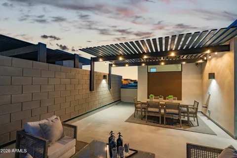 $759,000 | 377 East Windsor Avenue, Unit 21, Phoenix, AZ 85004