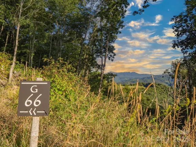 a street sign that is on a pole