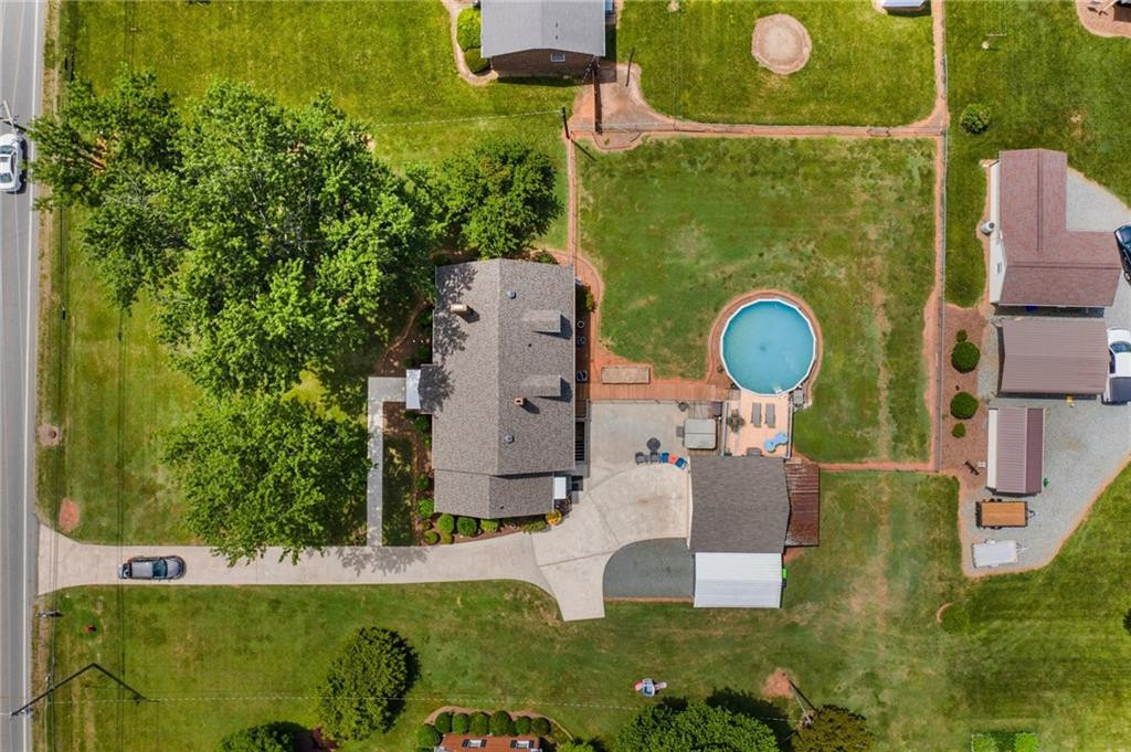 716 Roxboro Road Haw River, NC 27258 - Photo 12 of 36 Gallery Image 12