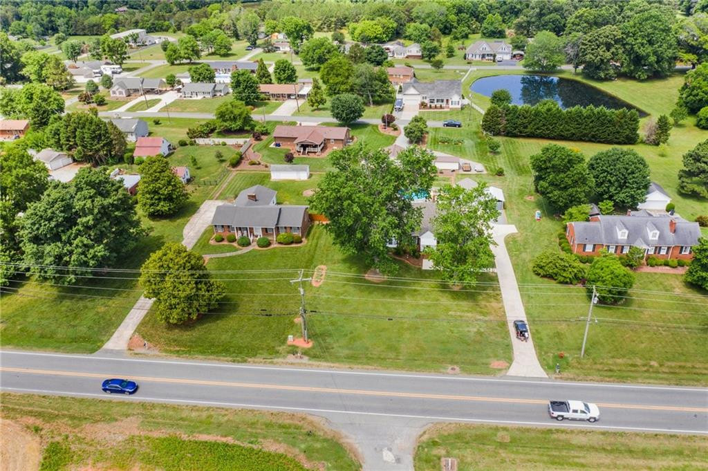 716 Roxboro Road Haw River, NC 27258 - Photo 17 of 36 Gallery Image 17