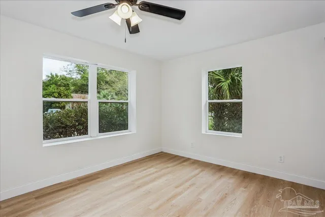 a bathroom with a tub