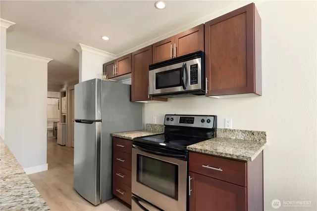 $550,000 | 2830 Northwest 56th Street, Unit 306, Seattle, WA 98107
