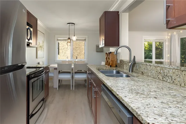 $550,000 | 2830 Northwest 56th Street, Unit 306, Seattle, WA 98107