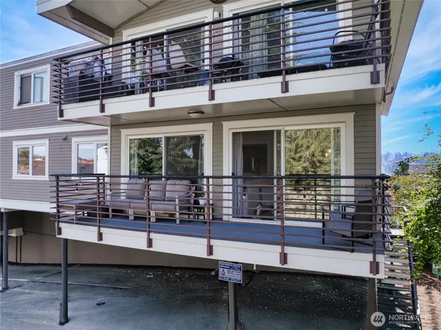 $550,000 | 2830 Northwest 56th Street, Unit 306, Seattle, WA 98107