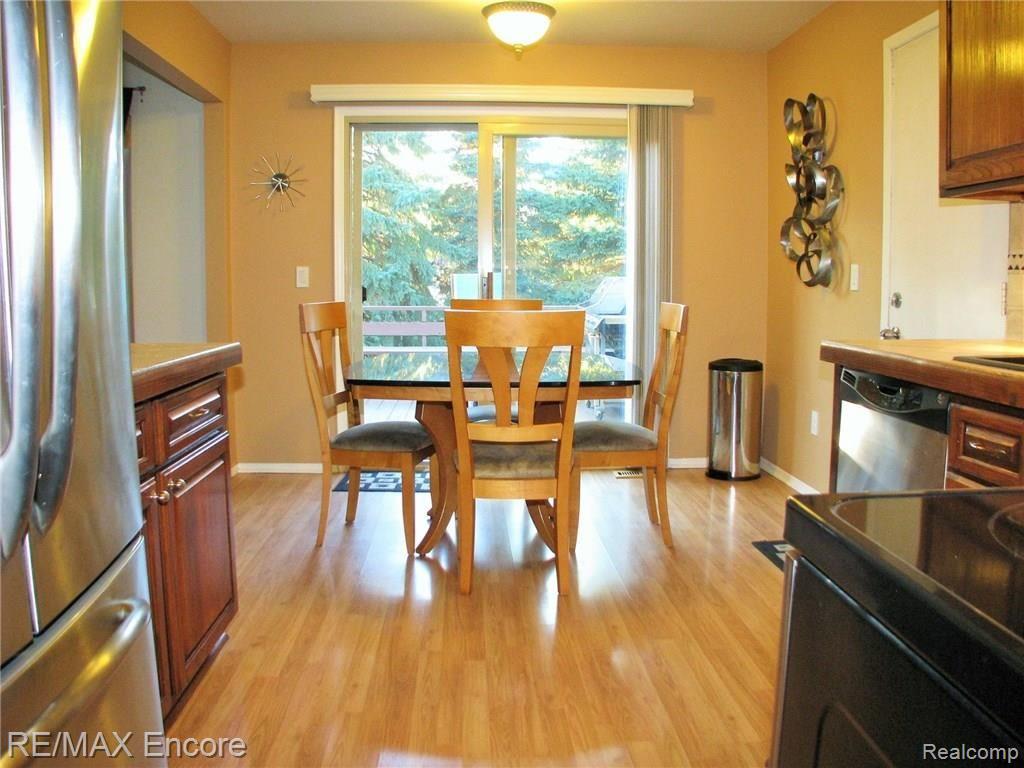 768 Dressler Lane Rochester, MI 48307 - Photo 13 of 26 -17.jpg