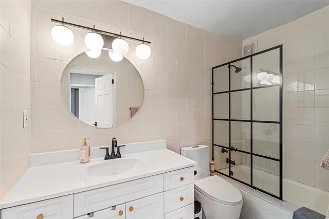 $440,000 | 162-40 9th Avenue, Unit 3B | Beechhurst