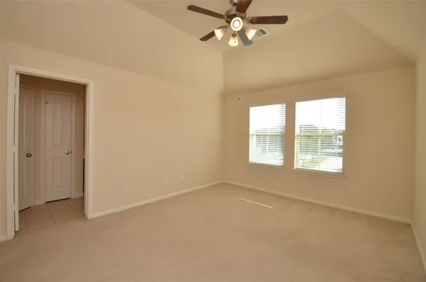 $1,900 | 8335 Columbia Forest Drive, Houston, TX 77095