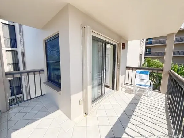 $699,000 | 2641 Northeast Ocean Boulevard, Unit 201, Jensen Beach, FL 34957