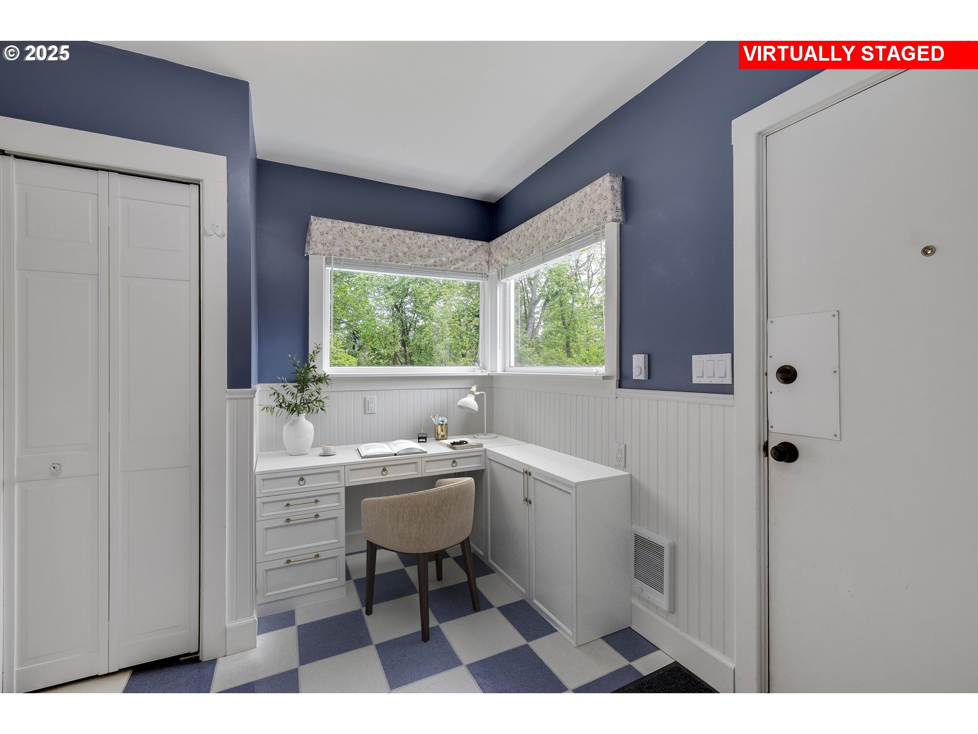 14097 South Livesay Road Oregon City, OR 97045 - Photo 13 of 31 Mud Room