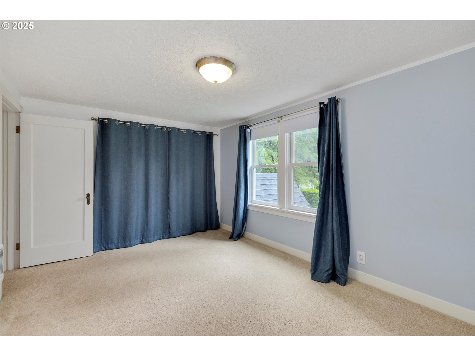 14097 South Livesay Road Oregon City, OR 97045 - Photo 17 of 31 Bedroom