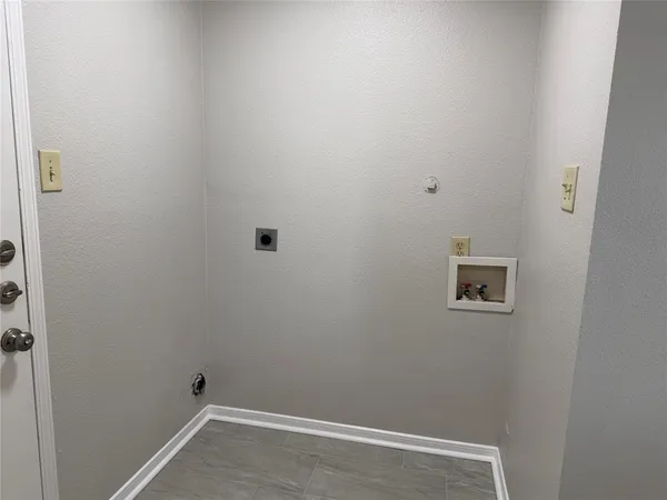 $1,695 | 1728 McBroom Street, Dallas, TX 75212