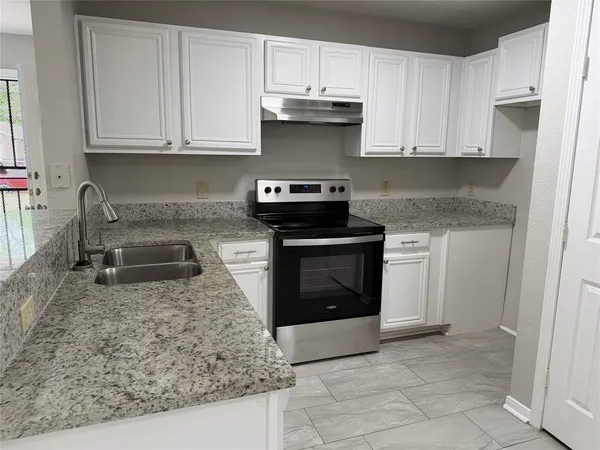 $1,695 | 1728 McBroom Street, Dallas, TX 75212