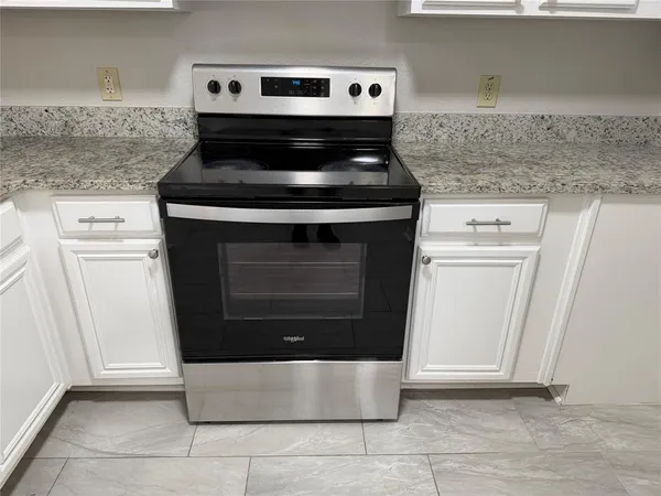 $1,695 | 1728 McBroom Street, Dallas, TX 75212