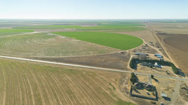 $6,875,988 | Te Velde Irrigated Farm, Dimmitt, TX 79027