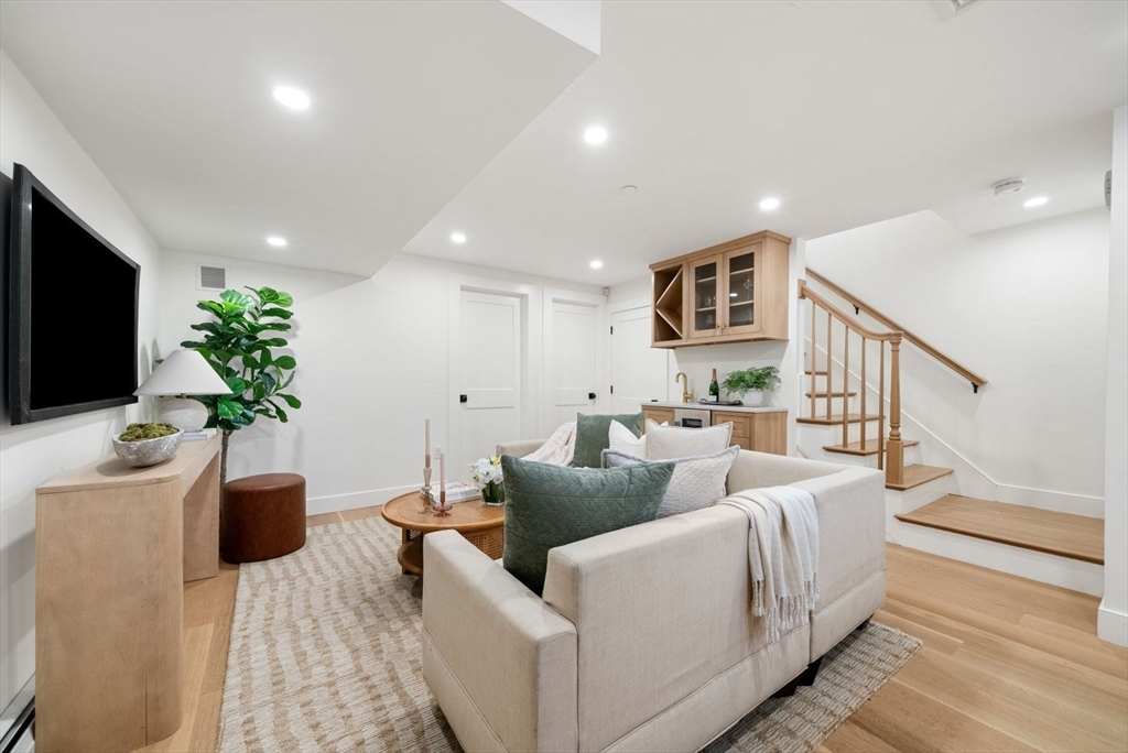 30 Harvard Street Boston, MA 02129 - Photo 32 of 42