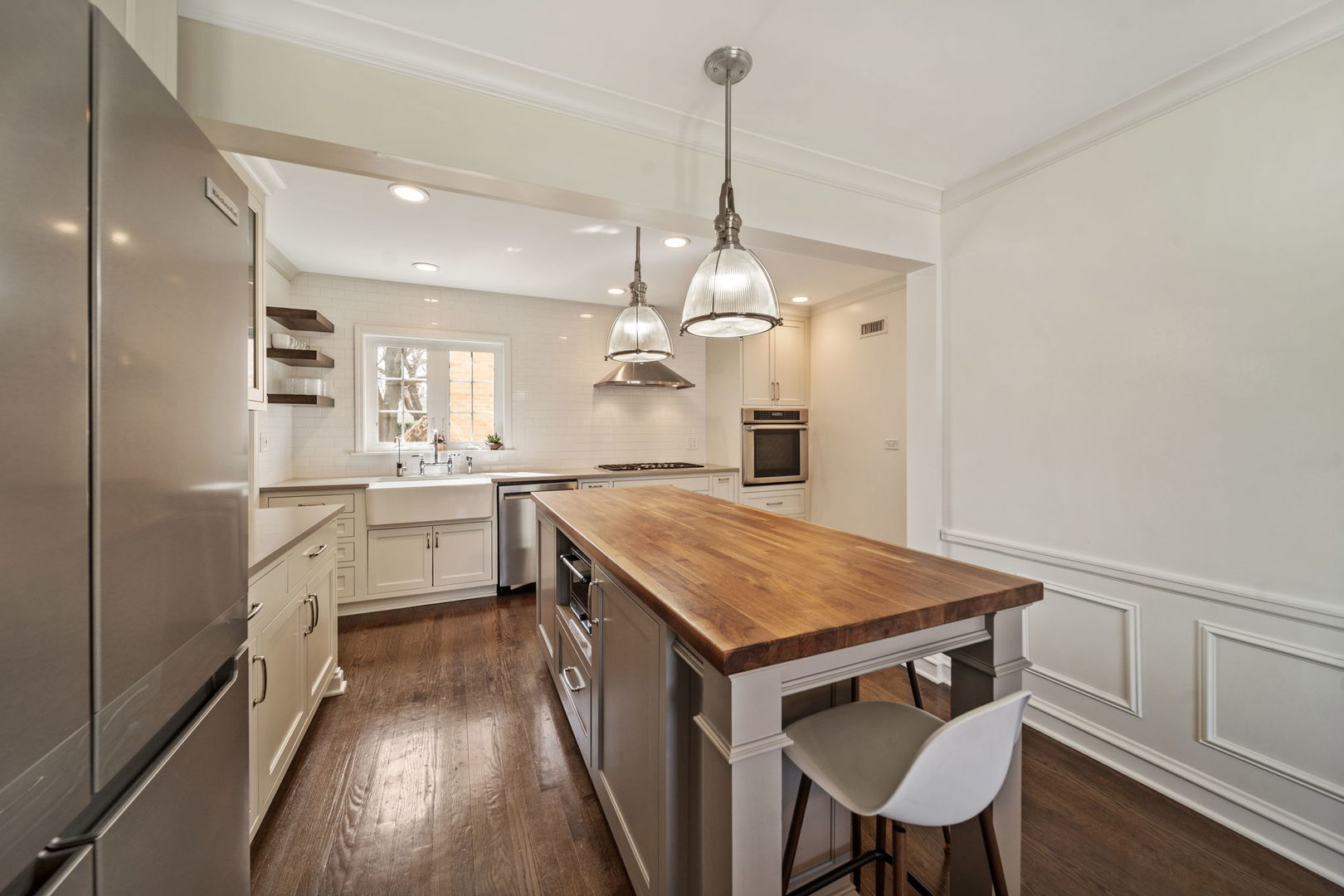 901 South Seminary Avenue Park Ridge, IL 60068 - Photo 12 of 42