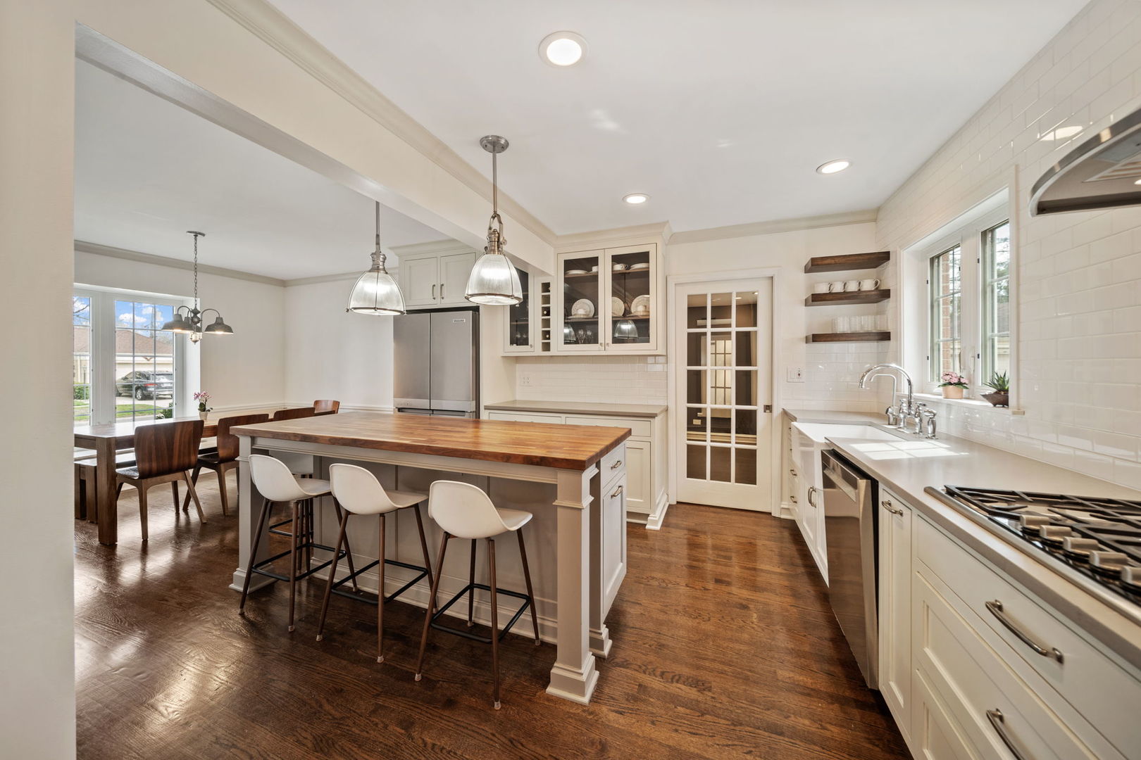 901 South Seminary Avenue Park Ridge, IL 60068 - Photo 14 of 42