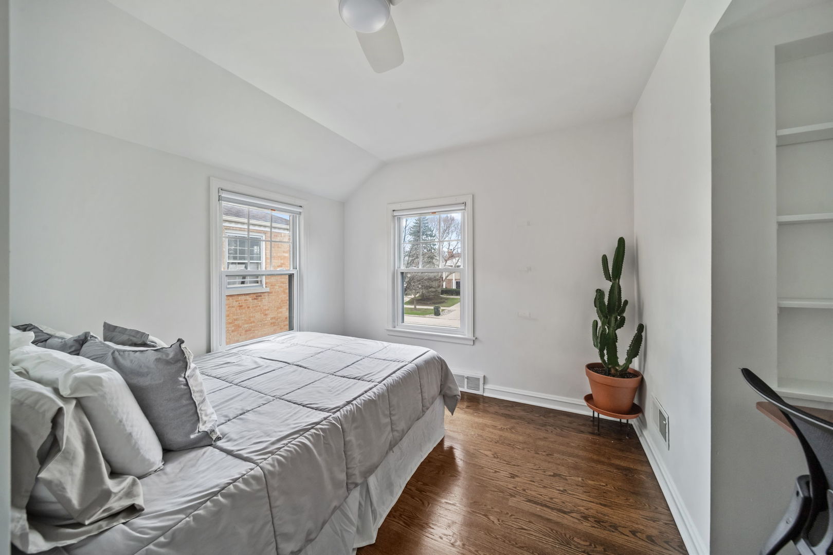 901 South Seminary Avenue Park Ridge, IL 60068 - Photo 24 of 42