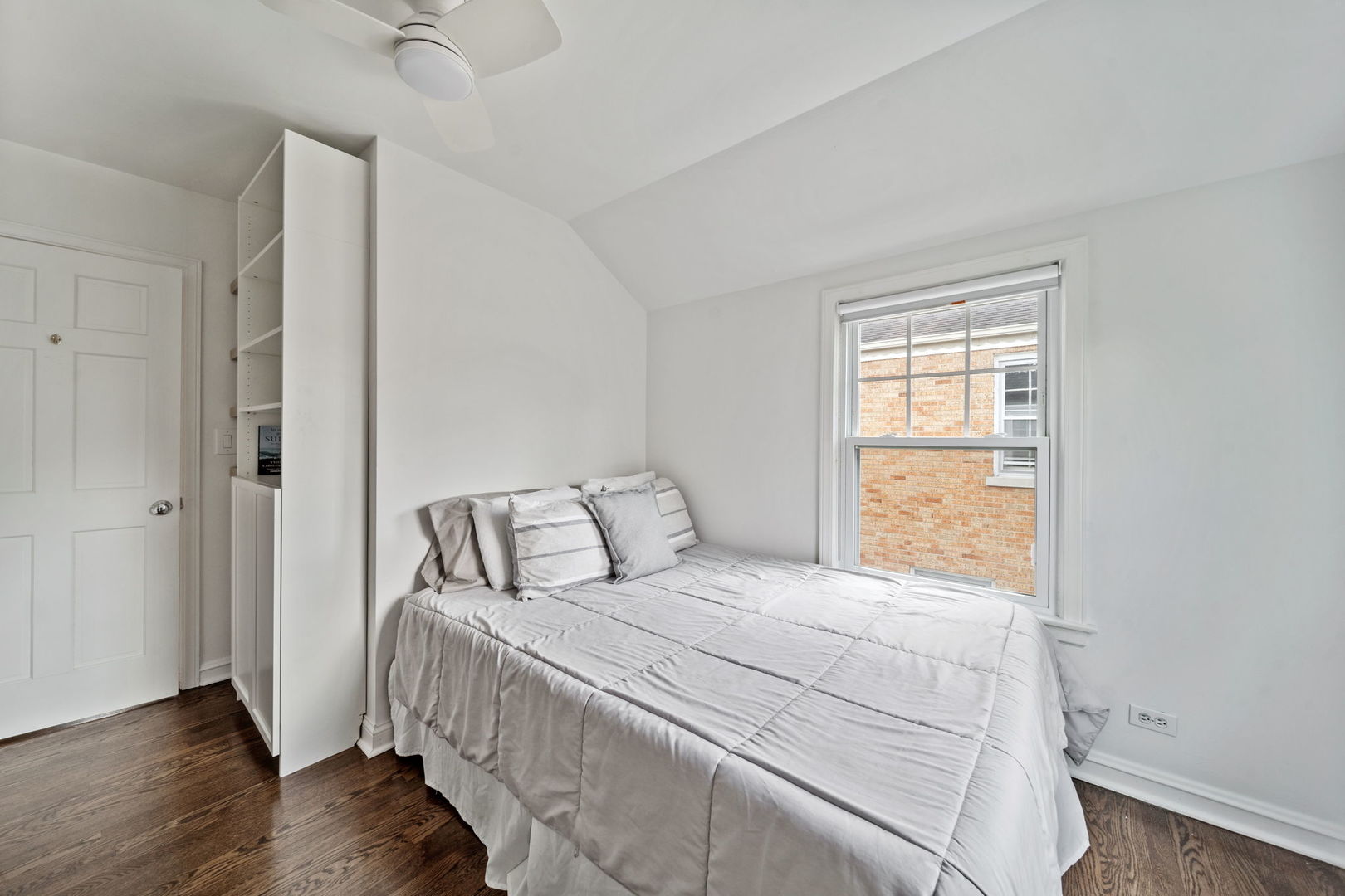 901 South Seminary Avenue Park Ridge, IL 60068 - Photo 25 of 42