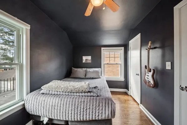 $749,900 | 901 South Seminary Avenue, Park Ridge, IL 60068