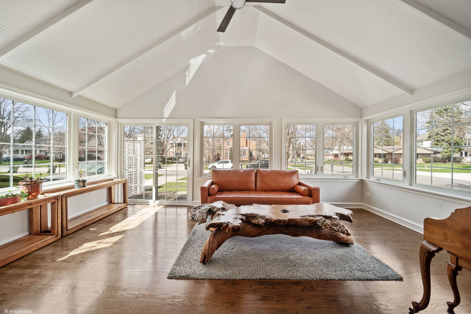 901 South Seminary Avenue Park Ridge, IL 60068 - Photo 5 of 42