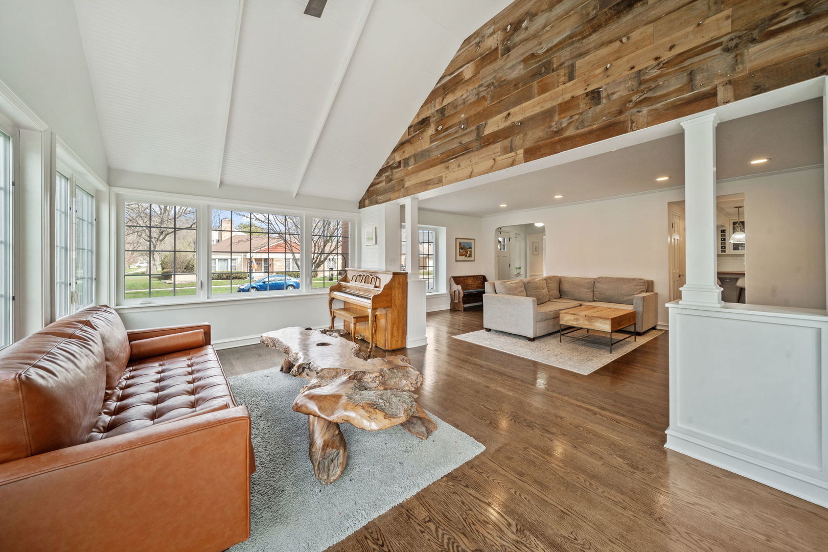 901 South Seminary Avenue Park Ridge, IL 60068 - Photo 7 of 42