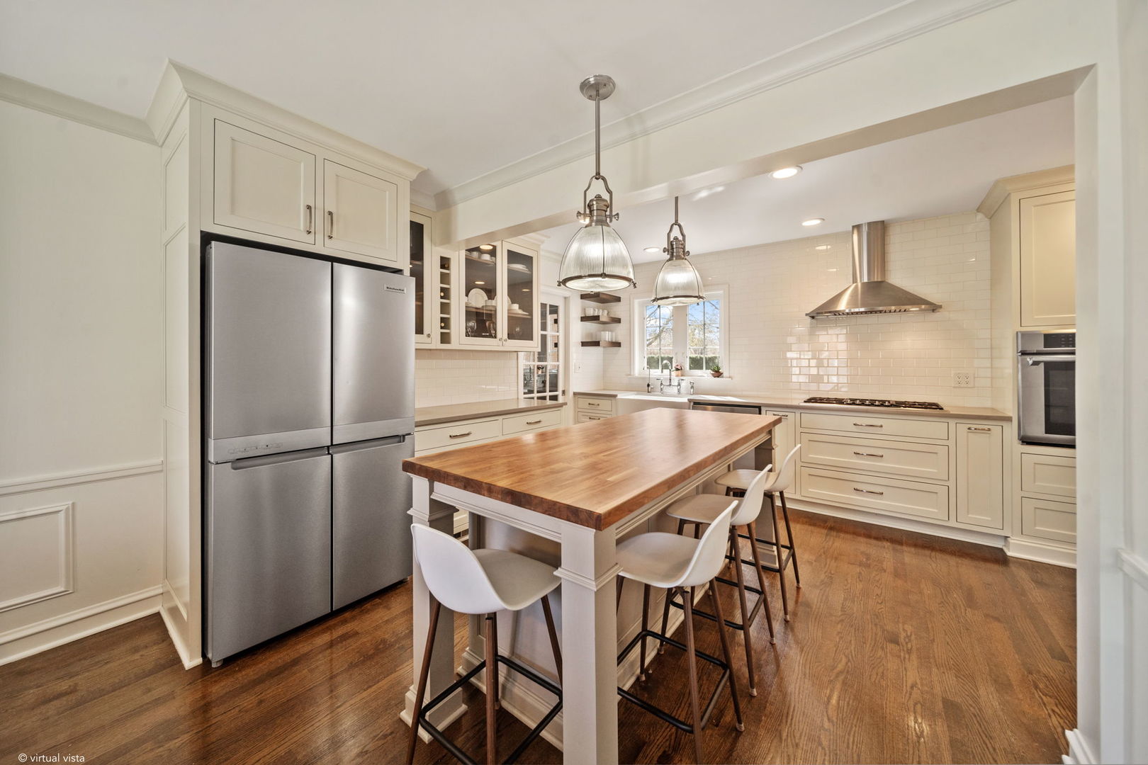 901 South Seminary Avenue Park Ridge, IL 60068 - Photo 10 of 42