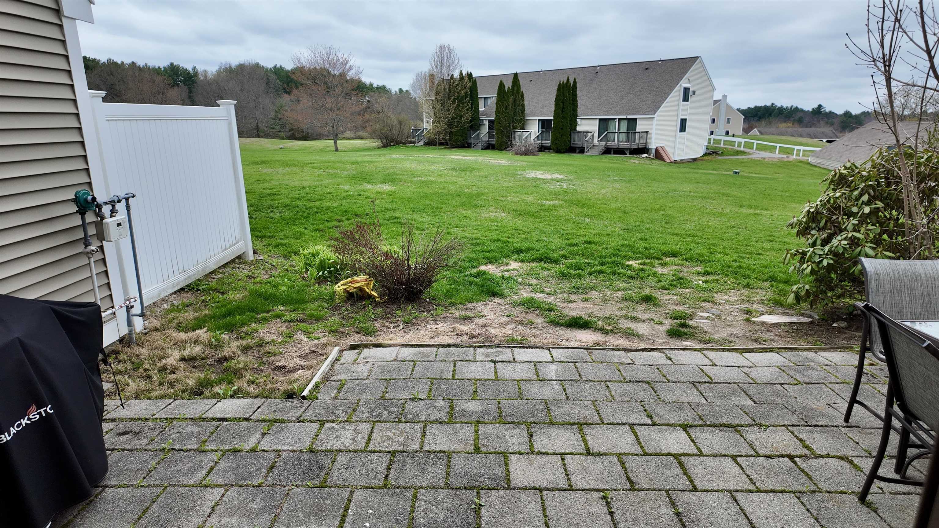 86 Pendleton Lane Londonderry, NH 03053 - Photo 23 of 26