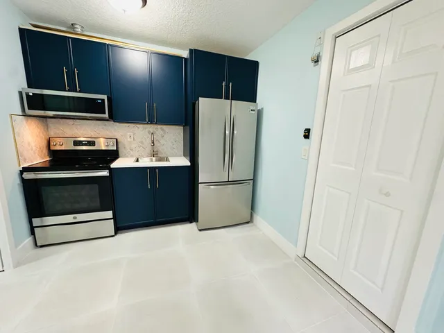 $1,600 | 17647 81st Lane North, Unit B, Loxahatchee, FL 33470