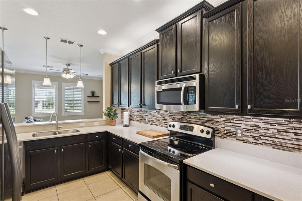 9194 Shepton Street Orlando, FL 32825 - Photo 6 of 35