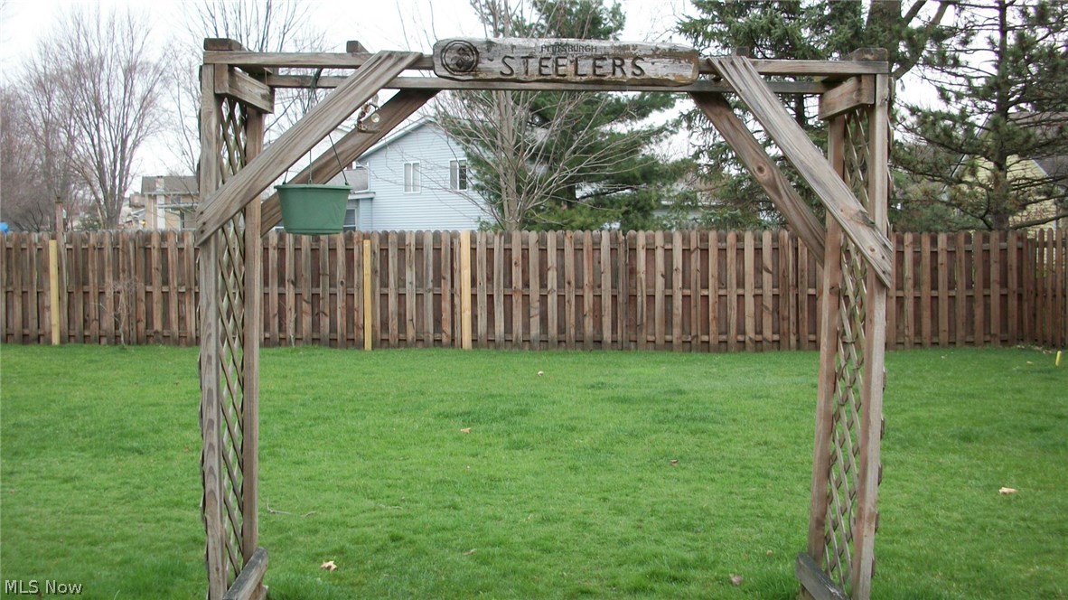 38760 Chestnut Ridge Road Elyria, OH 44035 - Photo 18 of 21 Gallery Image 18