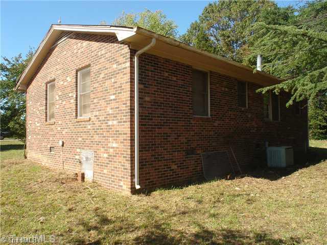 123 Hudson Road Milton, NC 27305 - Photo 4 of 4 Exterior Front.
