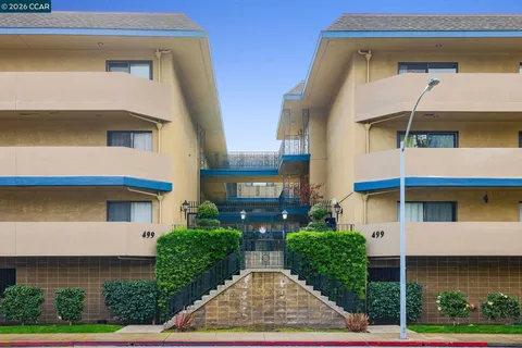 a front view of house with yard