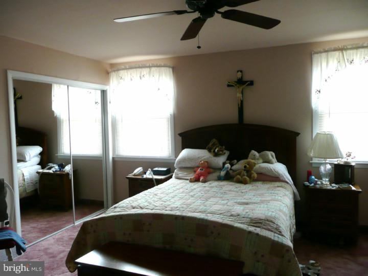11757 Brandon Road Philadelphia, PA 19154 - Photo 10 of 14 Bedroom - Main