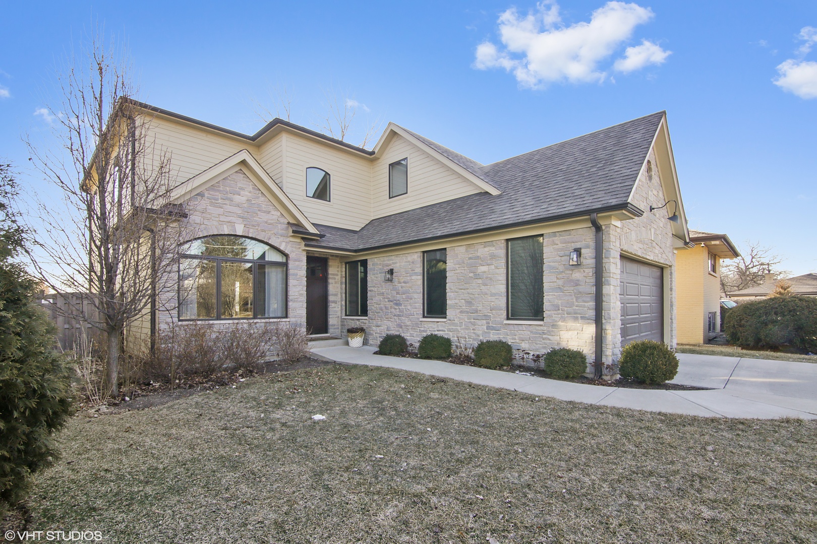 435 Ridge Road Highland Park, IL 60035 - Photo 1 of 30 a view of a house with a outdoor space