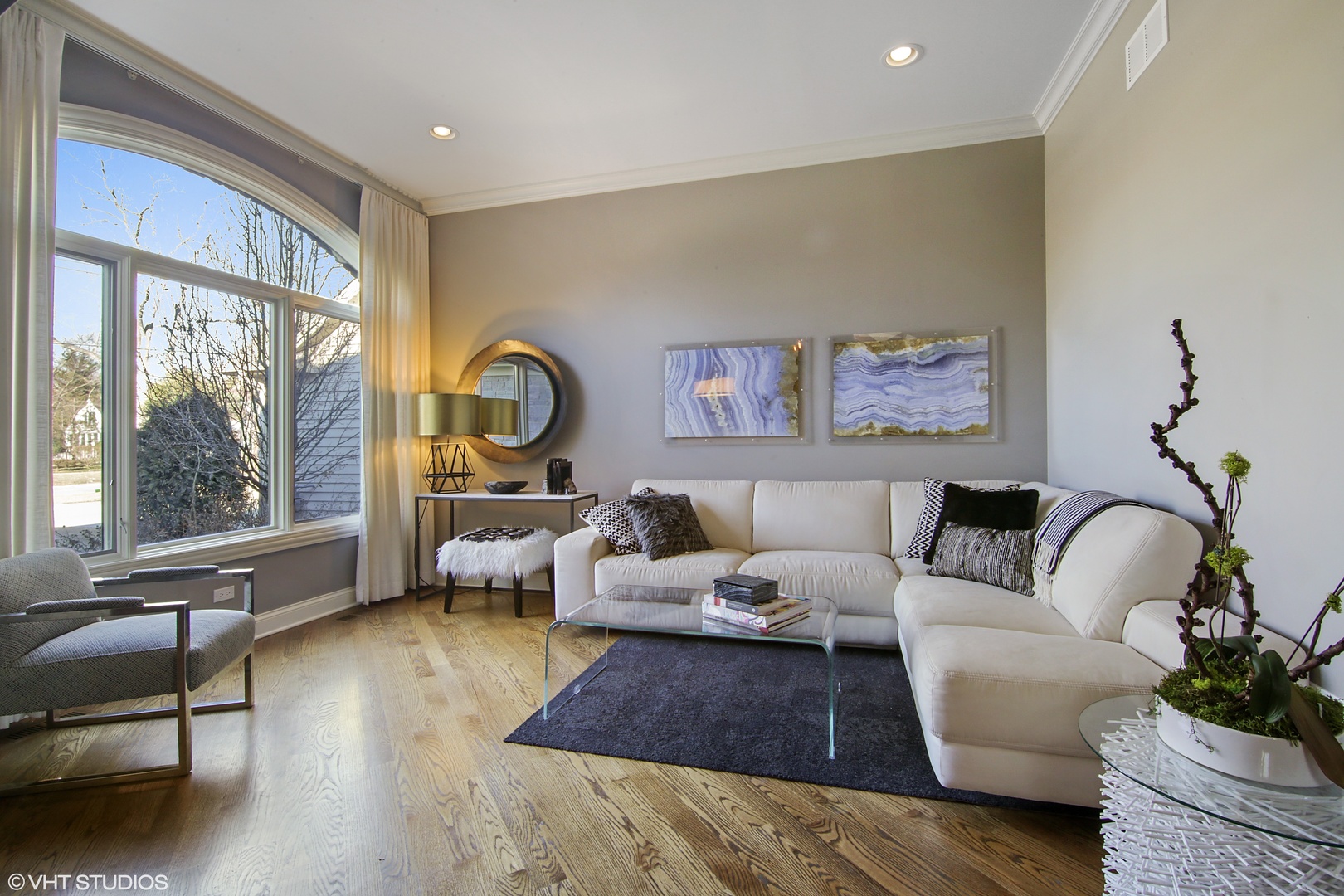 435 Ridge Road Highland Park, IL 60035 - Photo 3 of 30 a living room with furniture and a large window