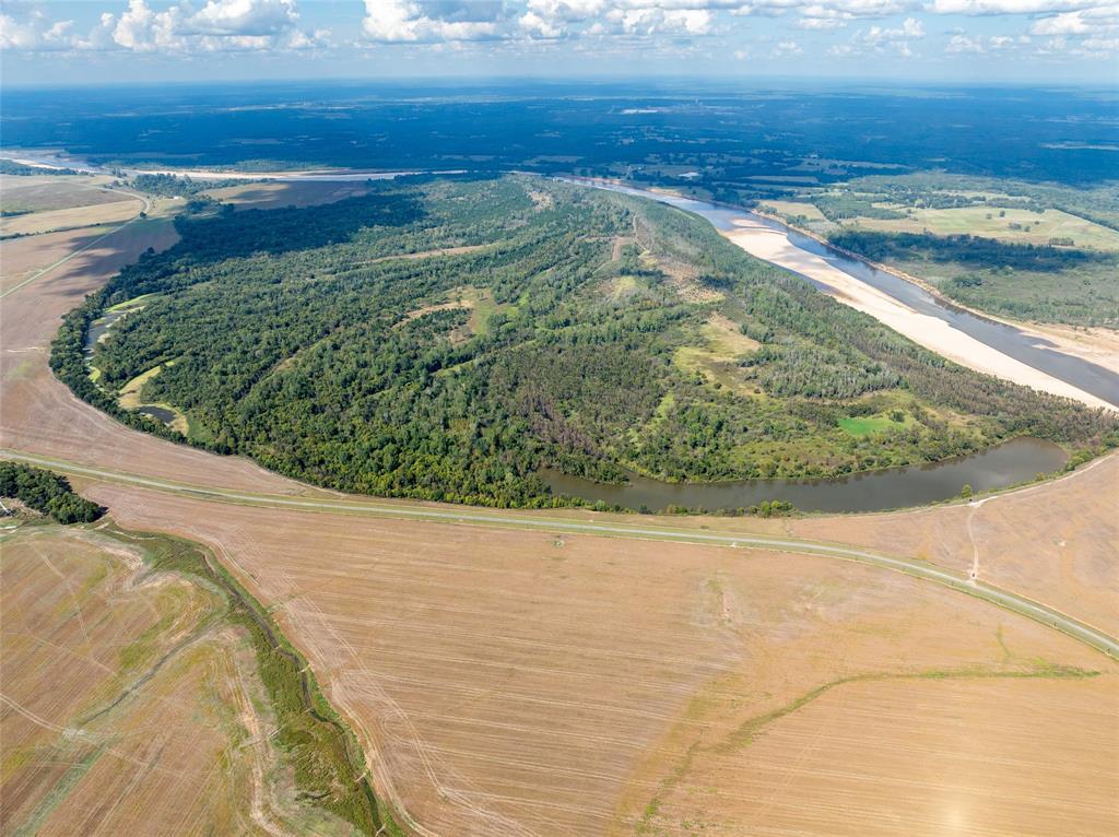 0 Fm 410 Detroit, TX 75436 - Photo 20 of 40 a view of a swimming pool with a yard