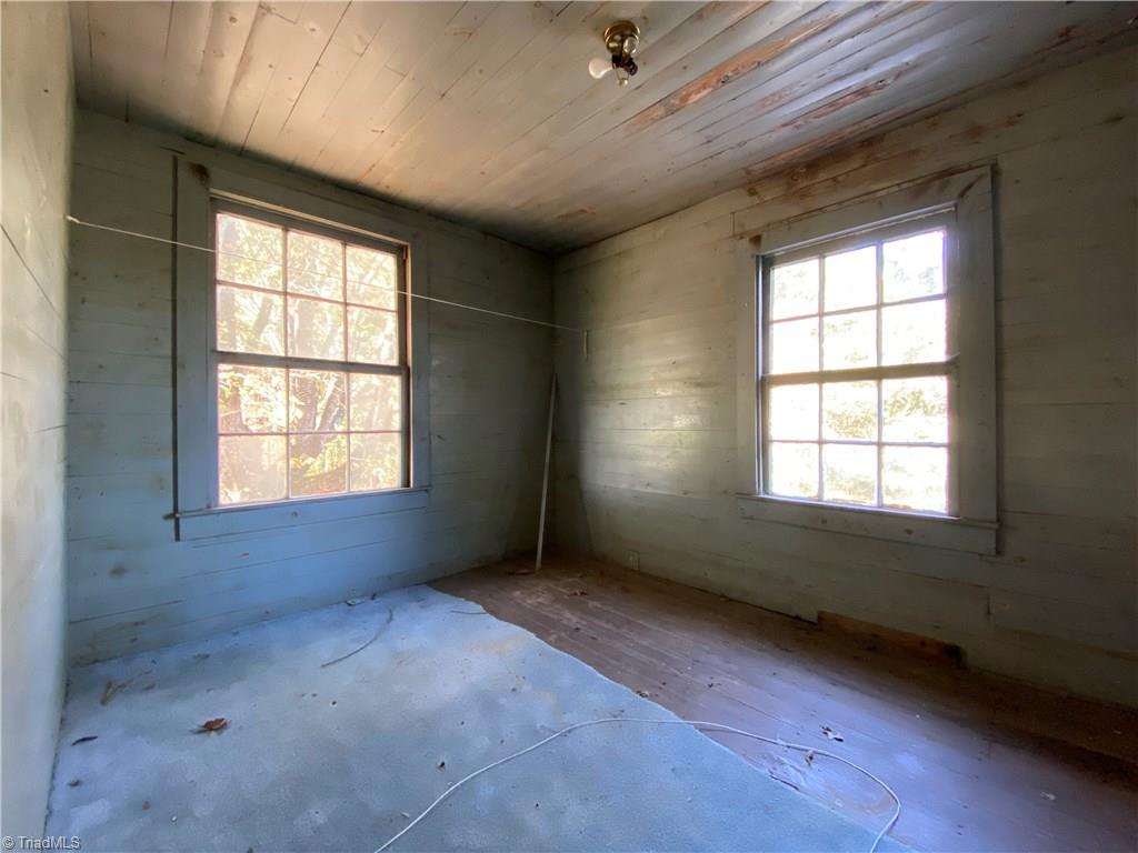 985 Traphill Road Hays, NC 28635 - Photo 37 of 43 Gallery Image 37