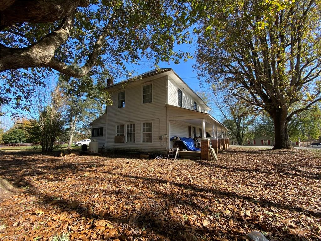 985 Traphill Road Hays, NC 28635 - Photo 7 of 43 Gallery Image 7
