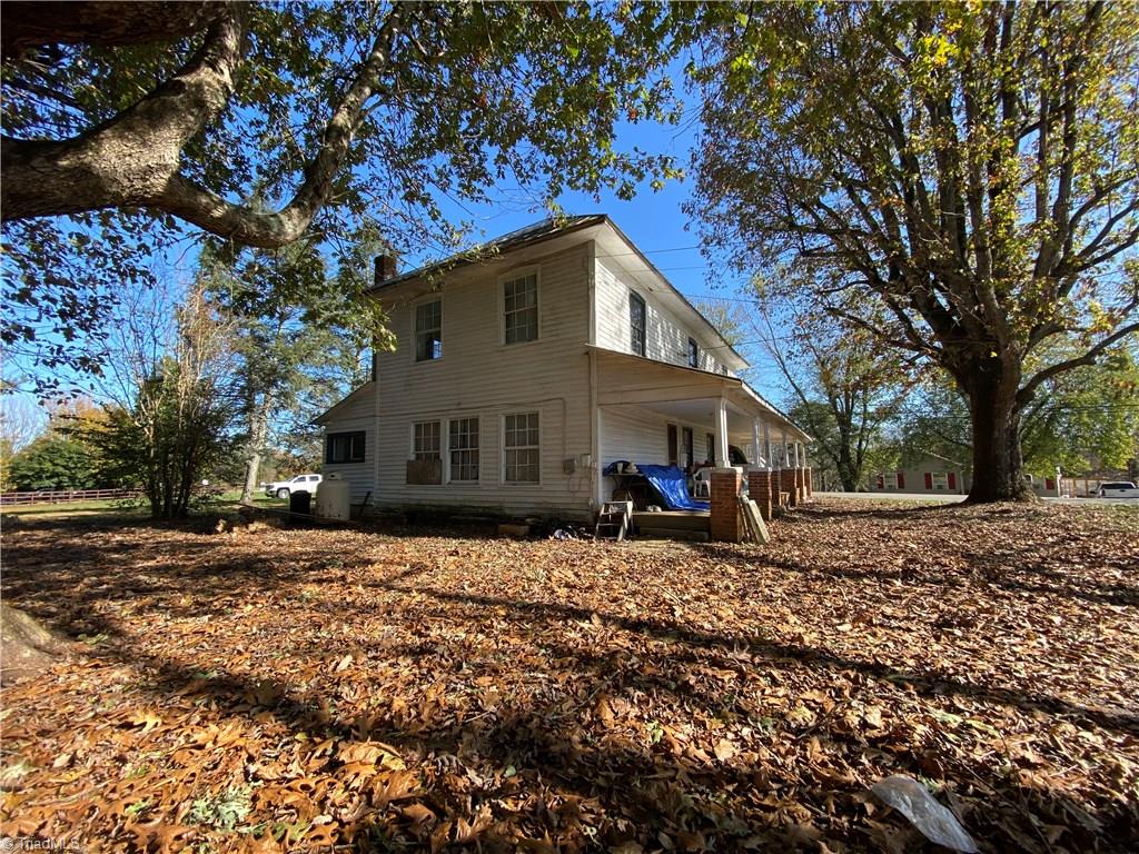 985 Traphill Road Hays, NC 28635 - Photo 9 of 43 Gallery Image 9