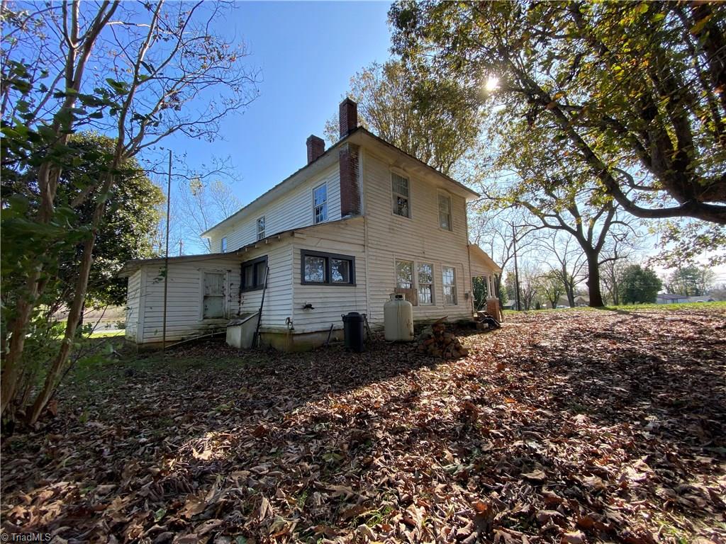 985 Traphill Road Hays, NC 28635 - Photo 10 of 43 Gallery Image 10