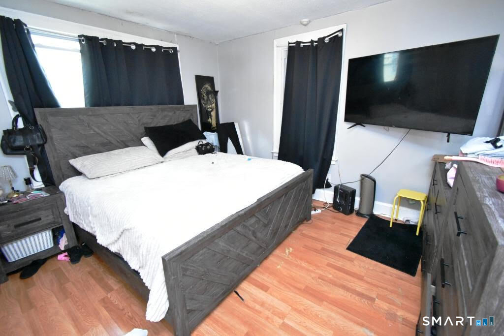 36 South St Extension Bristol, CT 06010 - Photo 9 of 32