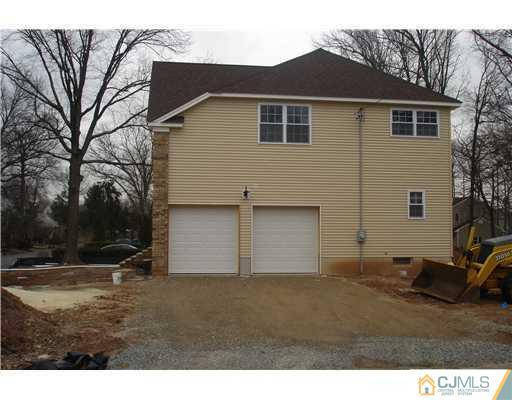 47 Spring Street Edison, NJ 08820 - Photo 3 of 8 Gallery Image 3