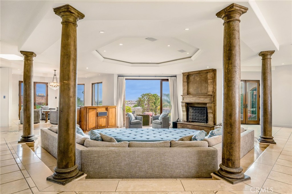 215 South Poinsettia Avenue Manhattan Beach, CA 90266 - Photo 14 of 64 a living room with fireplace furniture and a fireplace