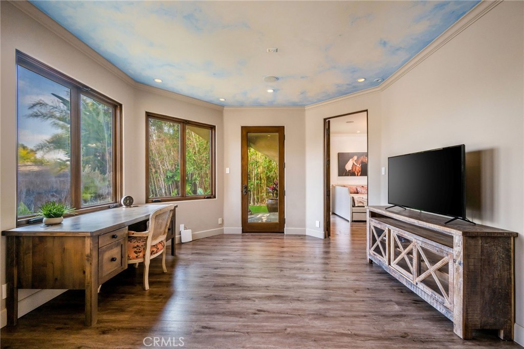 215 South Poinsettia Avenue Manhattan Beach, CA 90266 - Photo 34 of 64 a view of a livingroom with furniture window and wooden floor