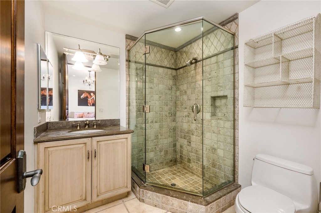 215 South Poinsettia Avenue Manhattan Beach, CA 90266 - Photo 38 of 64