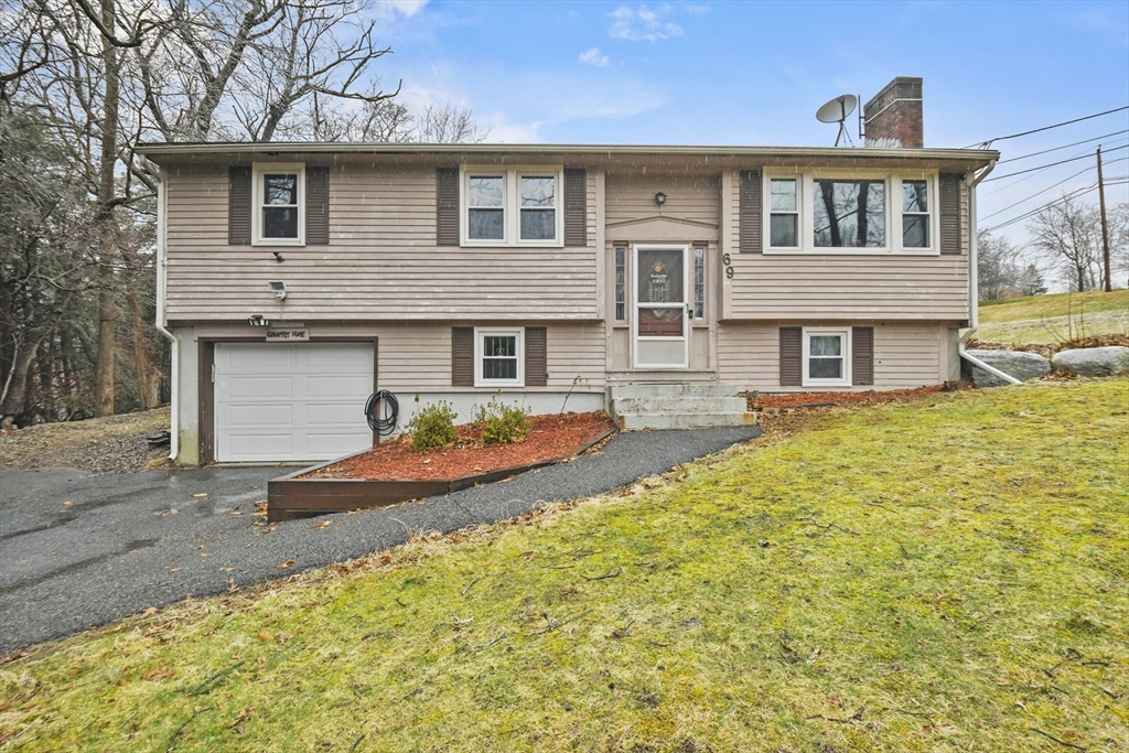 69 Dana Road Oxford, MA 01540 - Photo 1 of 32 Gallery Image 1