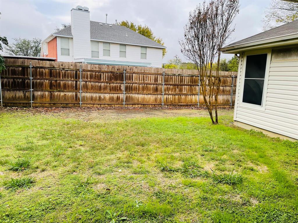 4513 Normandy Way Grand Prairie, TX 75052 - Photo 39 of 40